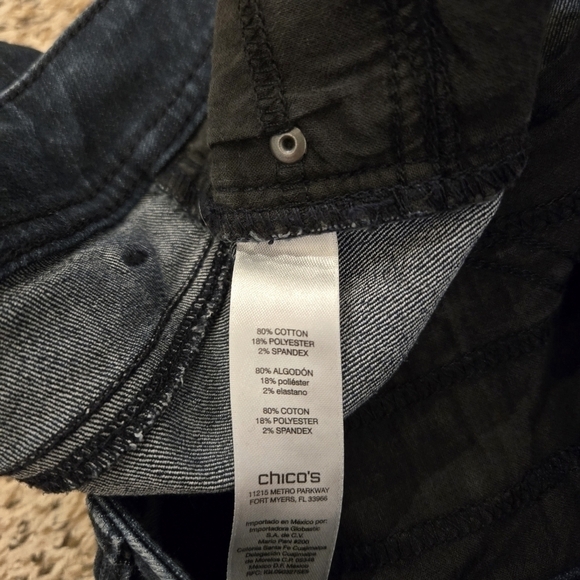 Fabulously slimming by Chicos, ankle jeans size 0 Dark Wash - Picture 9 of 15